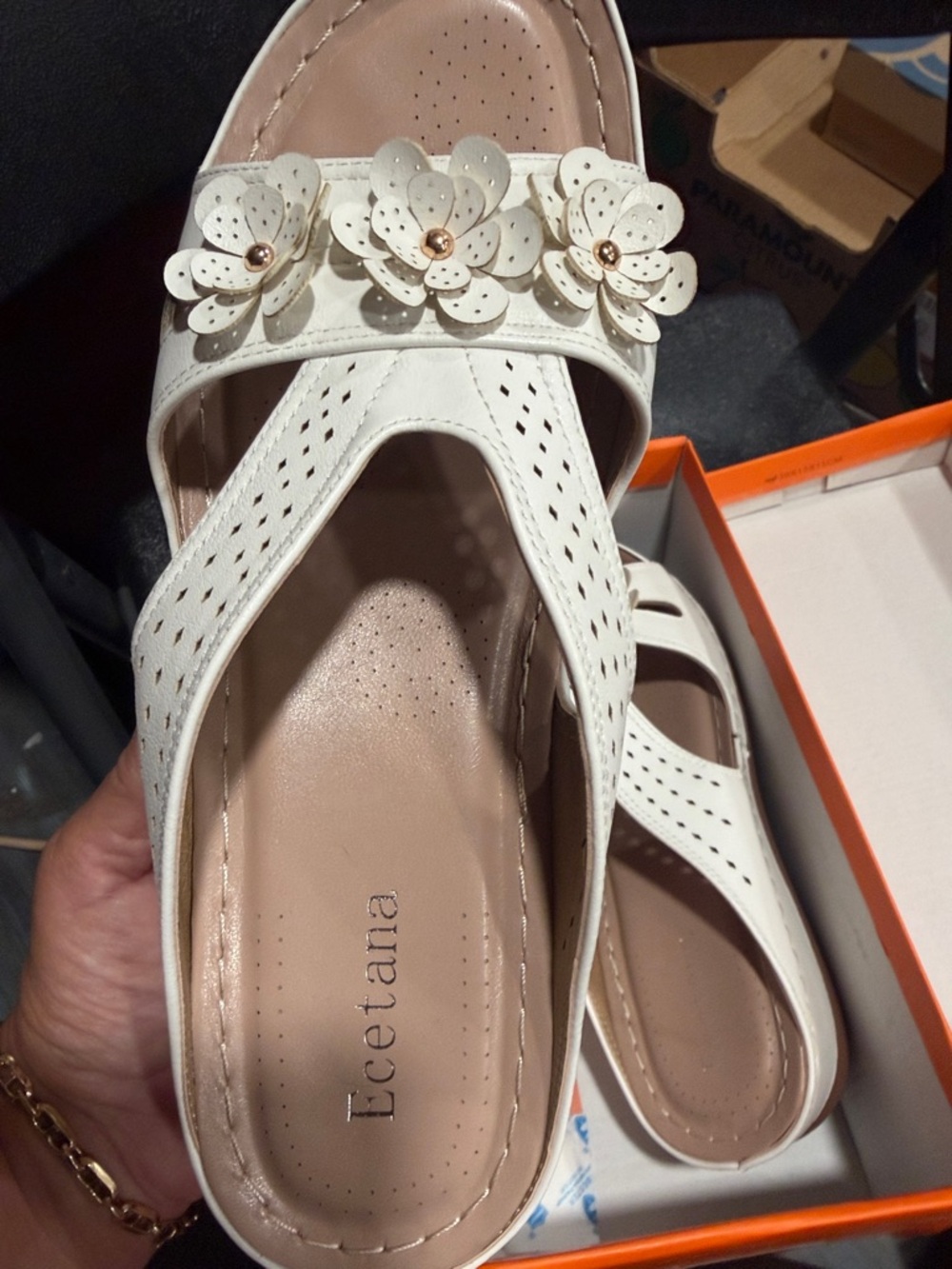 Women's White Floral Slide Sandals